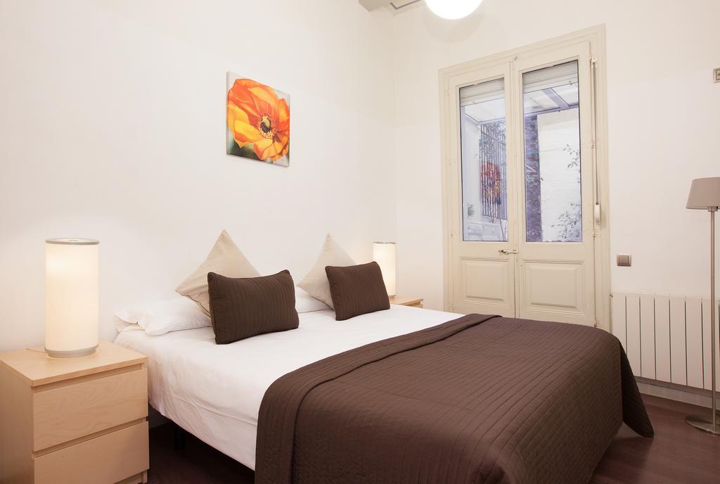 Rent Top Apartments Near Plaza De Catalunya Barcelona Ngoại thất bức ảnh