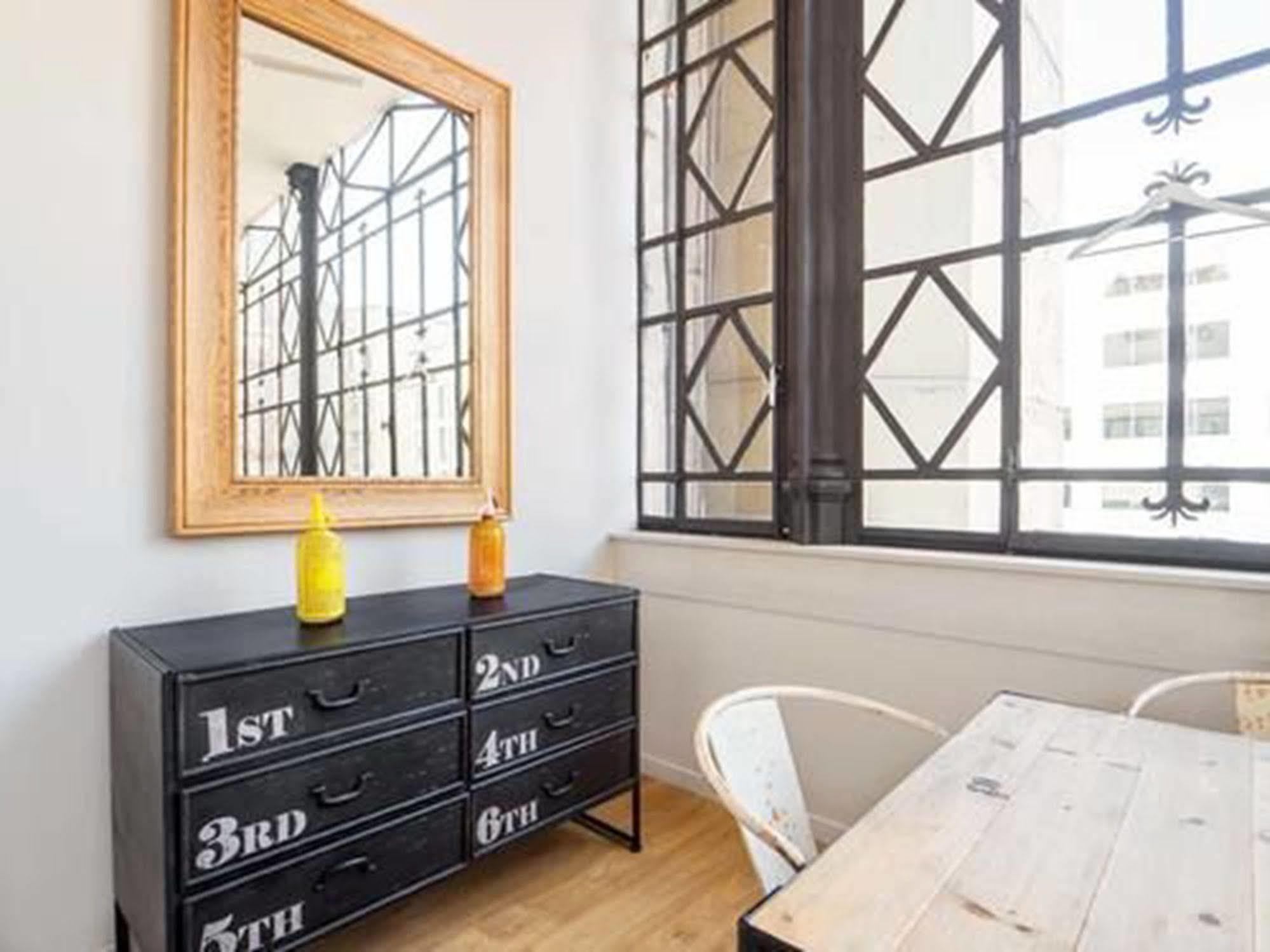 Rent Top Apartments Near Plaza De Catalunya Barcelona Ngoại thất bức ảnh