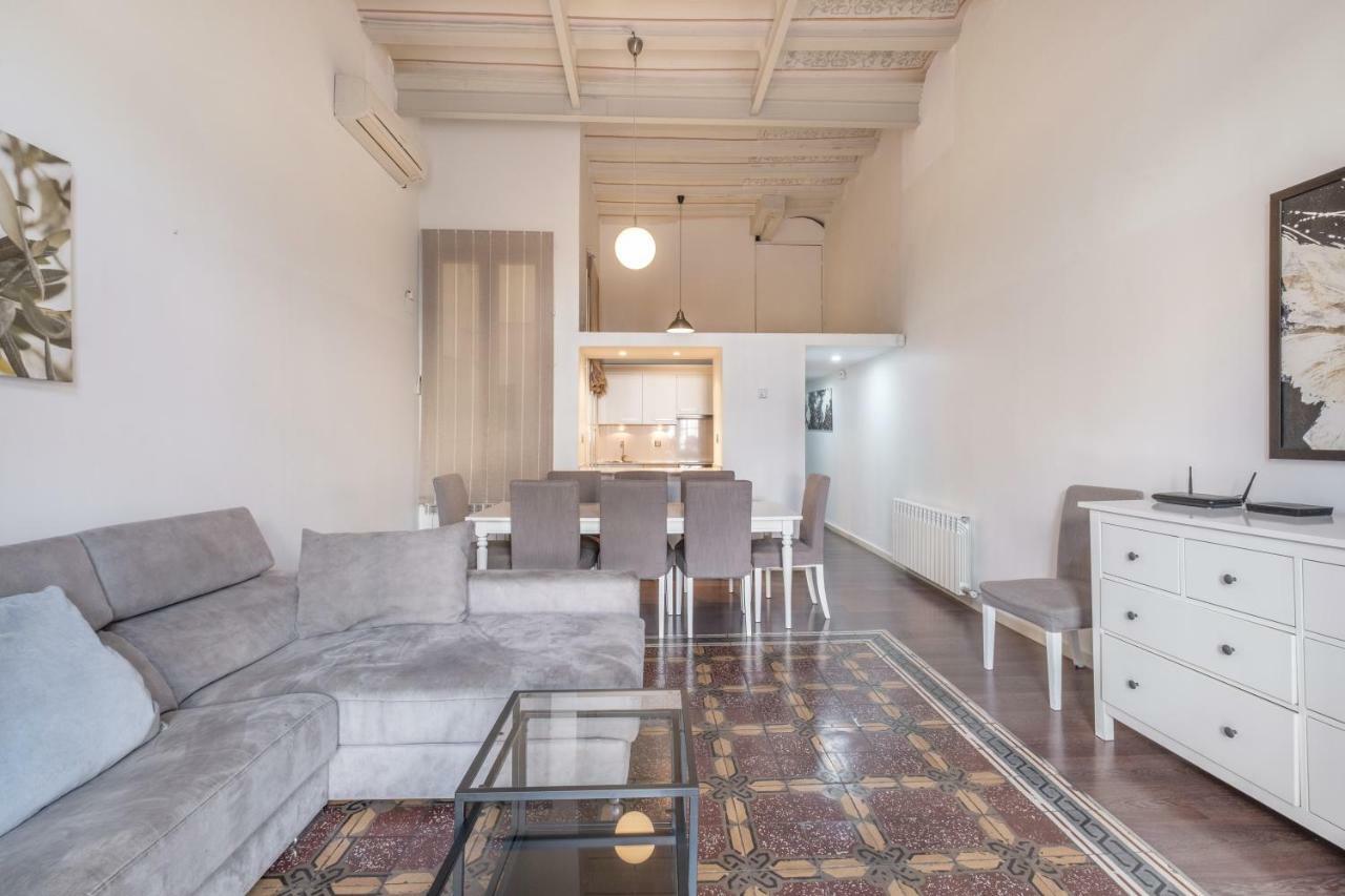 Rent Top Apartments Near Plaza De Catalunya Barcelona Ngoại thất bức ảnh